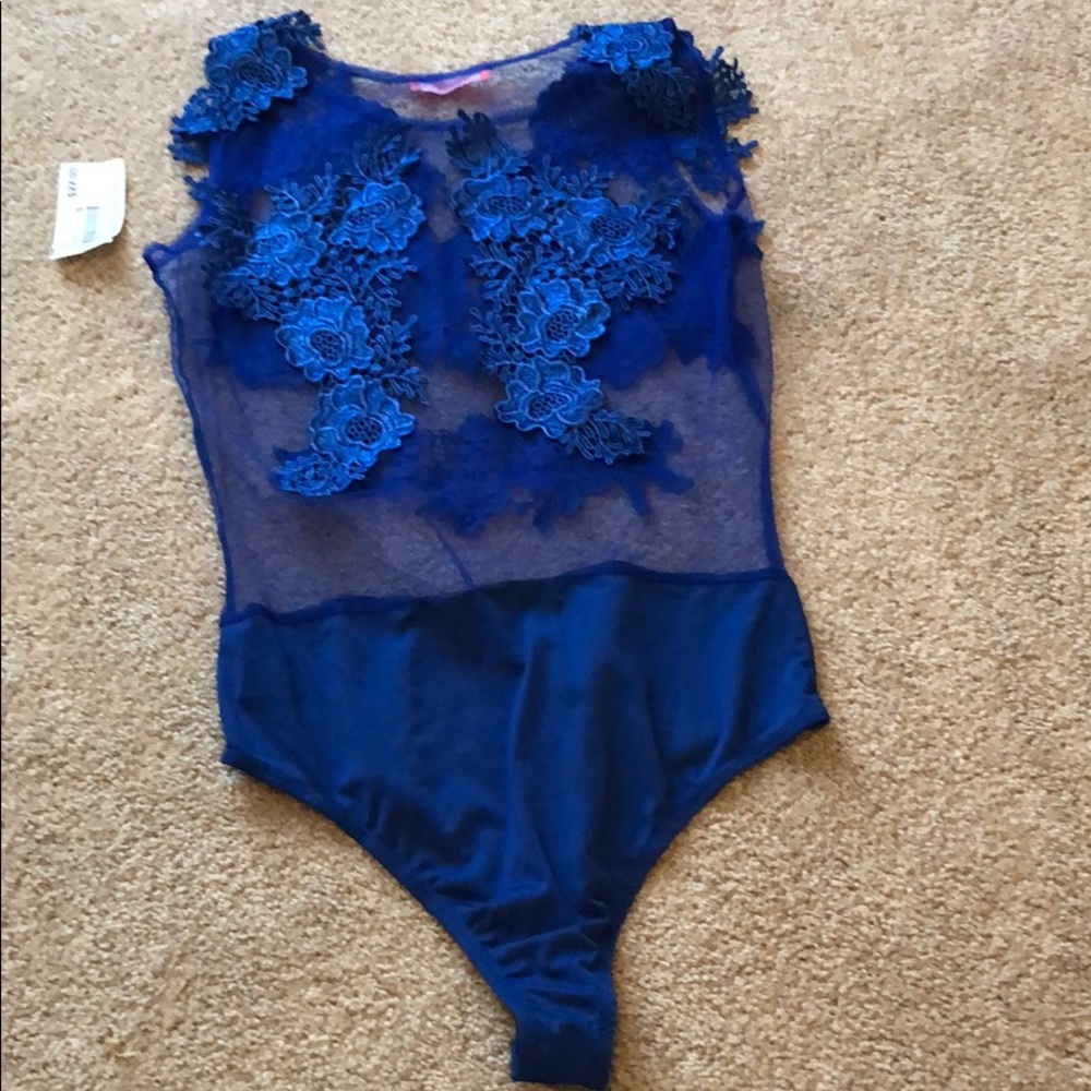 Bathing suit set - Picture 2 of 3